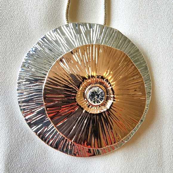 PEI sand dollar artisan necklace - Picture 2 of 2